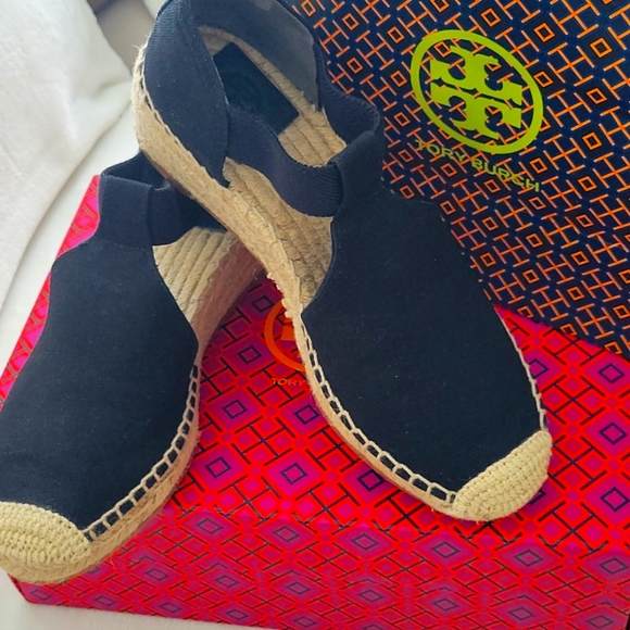Tory Burch Catalina Espadrille - Picture 2 of 8